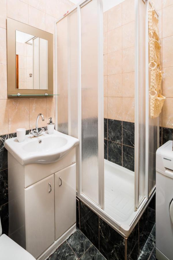 Romari Два Поверхи Apartment Lviv Bagian luar foto